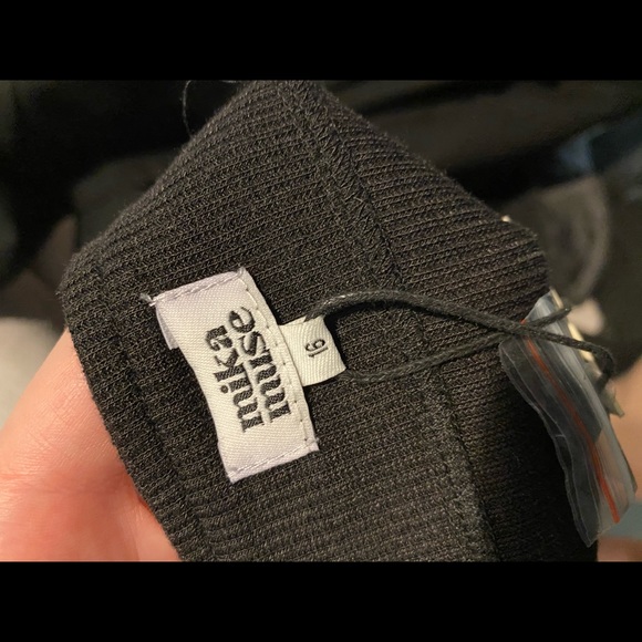 🌻Mika Muse Black Ribbed Midi Dress - Picture 2 of 3